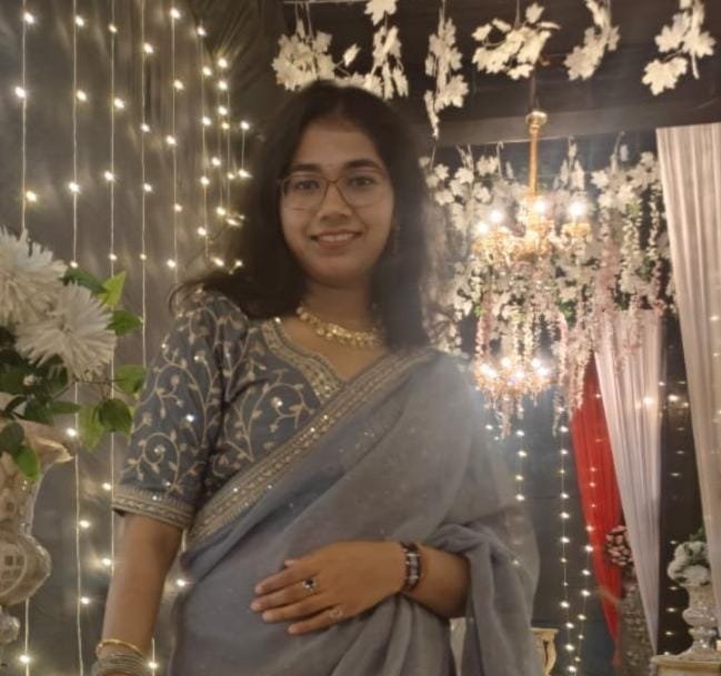 Dr.Om Gauri Gaurangi